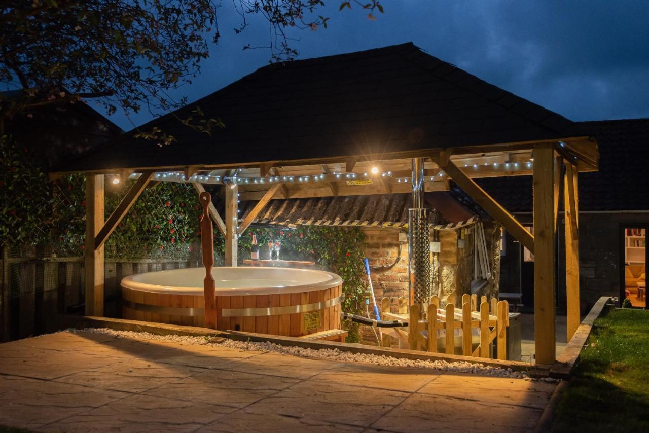 East Cottage * Wood Burning Hot Tub * Garden St Andrews Bagian luar foto